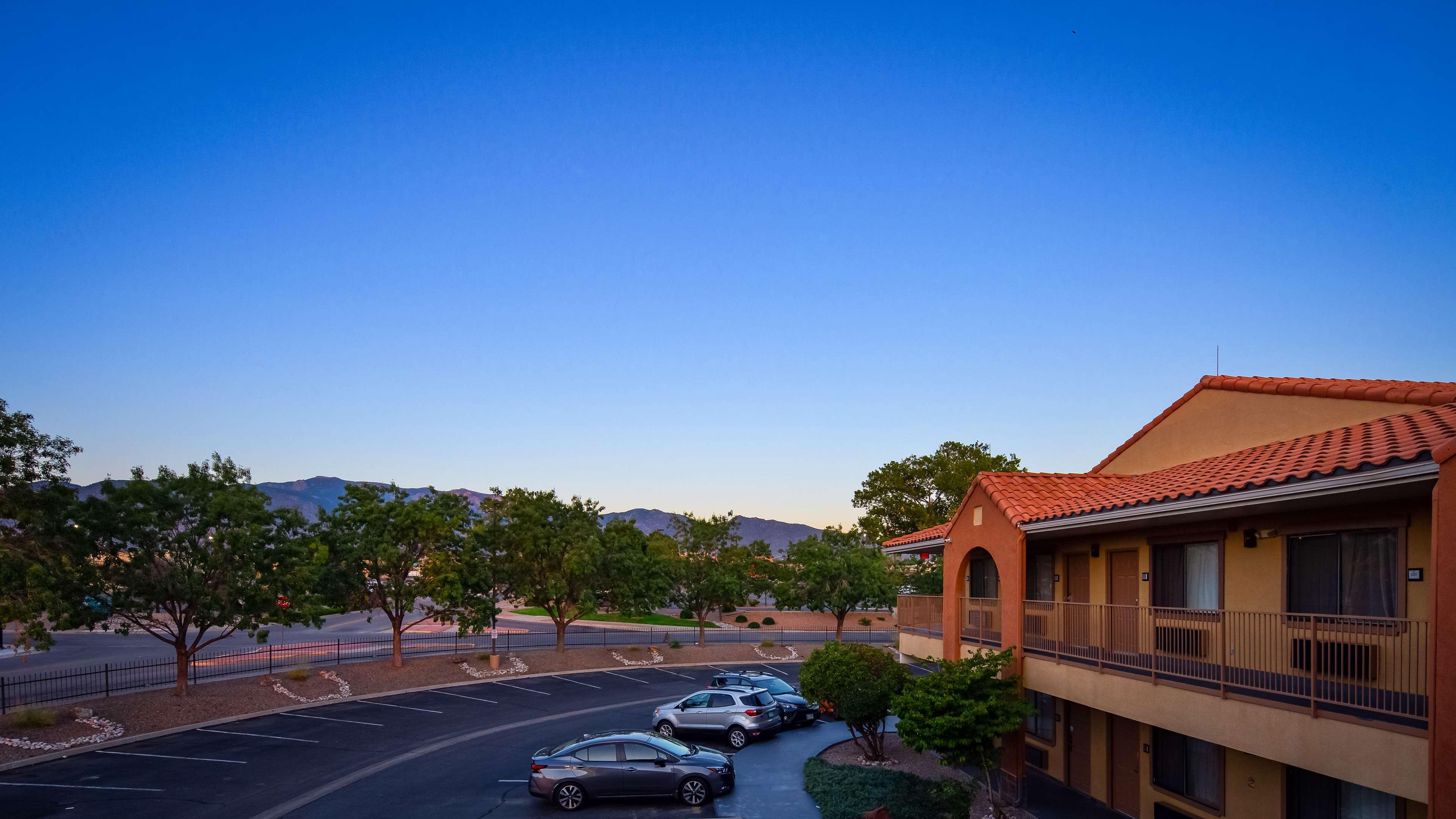 Surestay Plus Hotel By Best Western Albuquerque I-40 Eubank Zewnętrze zdjęcie